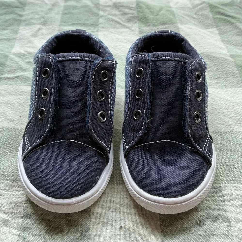 wonder nation Baby 5 Navy Slip-On Canvas Sneakers Velcro Closure Walkers